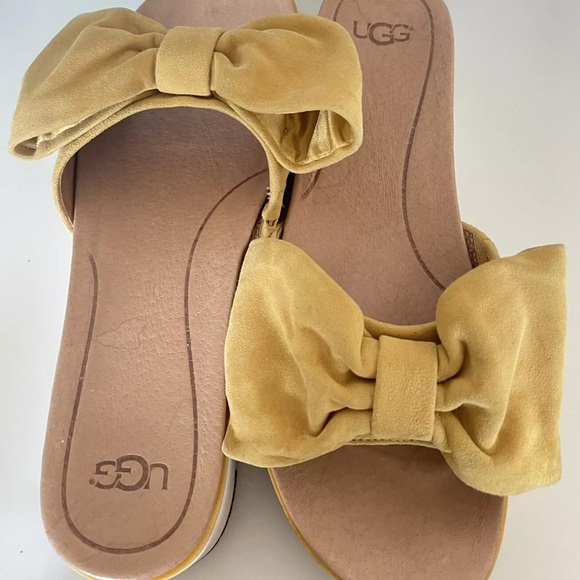 UGG Shoes - UGG Women's Yellow Bow Slide Sandals